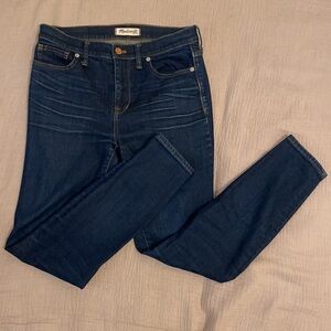 Madewell Dark Blue High Rise Skinny Jeans. Style BT131 . Size 28